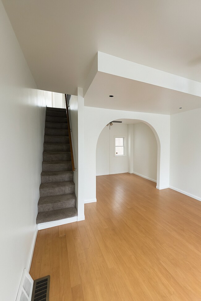 Foto del edificio - 5011 Jackson St