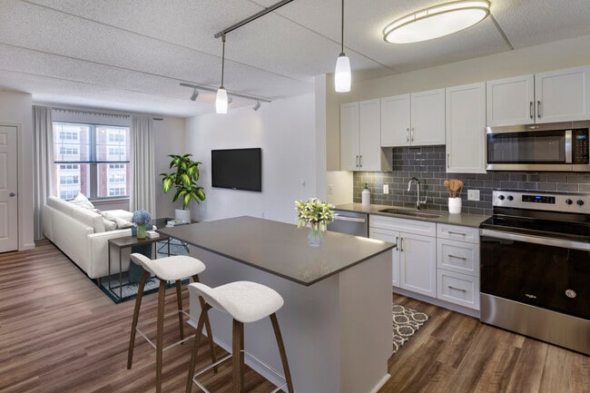 Building Photo - Avalon Natick