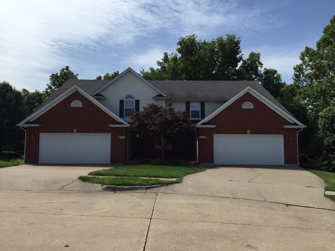 Primary Photo - 3602 Berkshire Ct