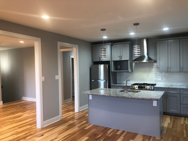 Foto del edificio - 6438 San Bonita Ave