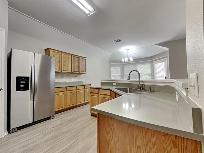 Foto del edificio - 310 Masonwood Dr
