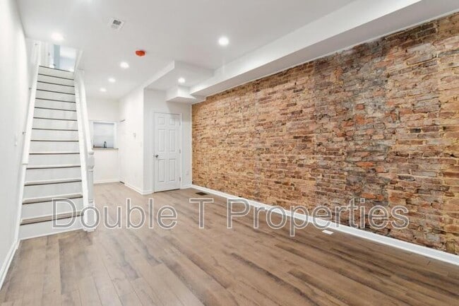 Photo - 912 N Milton Ave Townhome