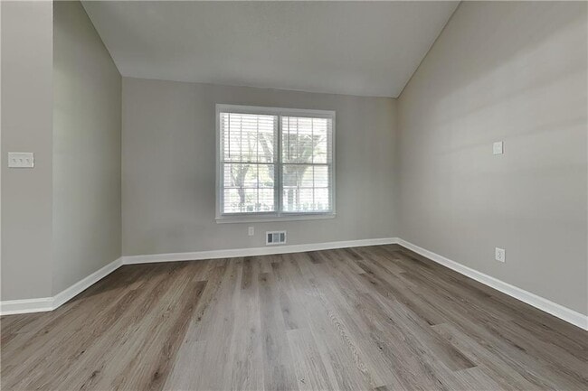 Foto del edificio - 2994 Brooks Dr