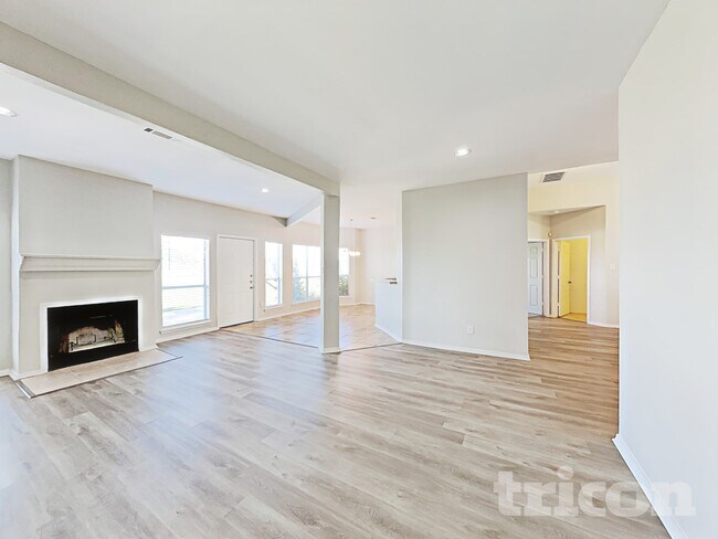 Foto del edificio - 1081 Treehouse Ln