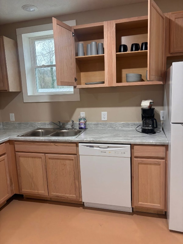 Building Photo - 212 Water St