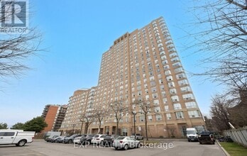 Building Photo - 21-321 Overlea Blvd