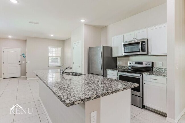 Foto del edificio - 35271 W San Capistrano Ave