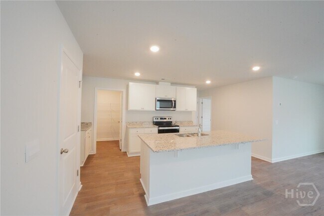 Building Photo - 446 Coconut Dr