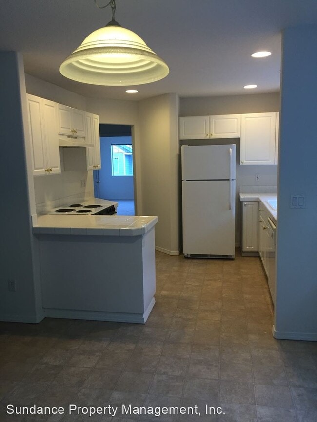 Building Photo - 3 br, 2 bath House - 13140 SW Creekshire Dr.