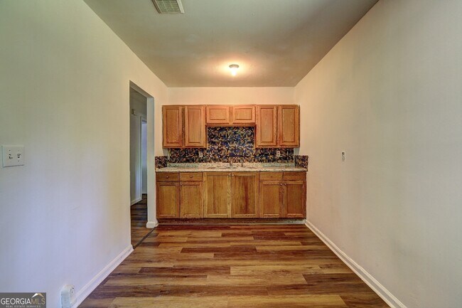 Building Photo - 499 Fielding Cir
