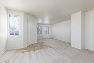 Building Photo - 787 Rise Canyon Dr
