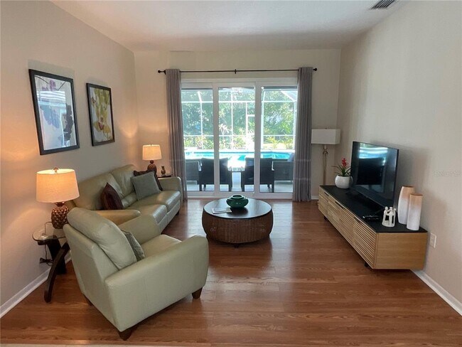 Foto del edificio - 1088 Hoover Cir