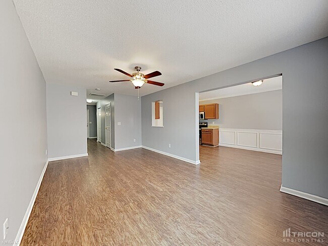 Building Photo - 136 Cottage Lake Way