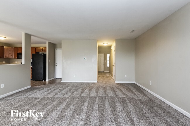 Foto del edificio - 2634 Lullwater Ln