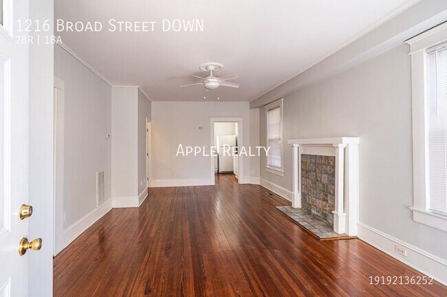 Building Photo - 1216 Broad St Apt. A (Downstairs) - Availa...