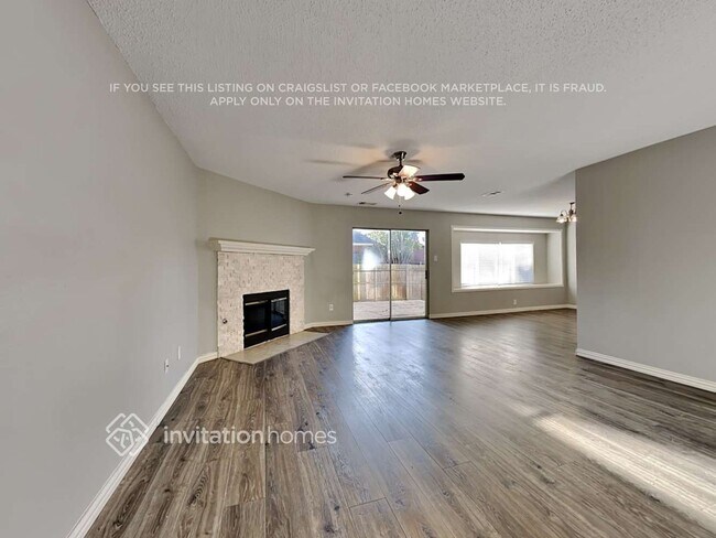 Foto del edificio - 2018 Cardinal Ln