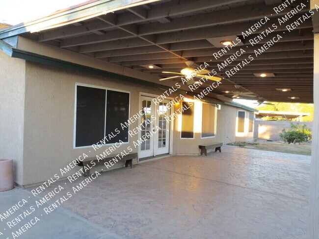Building Photo - 10831 E Contessa St