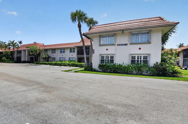 Foto del edificio - 1050 NW 13th St