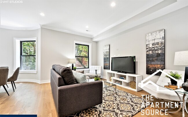 Foto del edificio - 2240 N Kenmore Ave