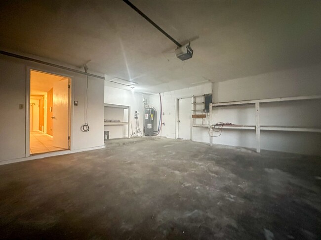 Building Photo - Move-In Ready 4-Bedroom Home with Scenic B...