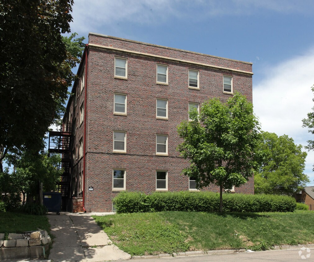 Foto del edificio - Shurtleff Arms