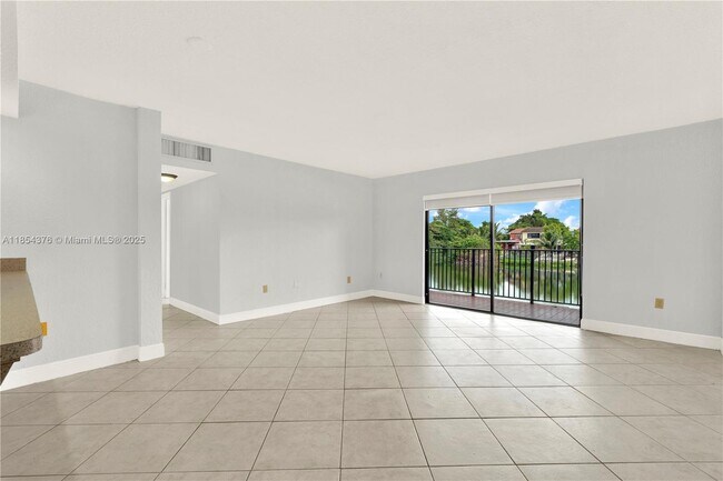 Building Photo - 1335 W 68th St