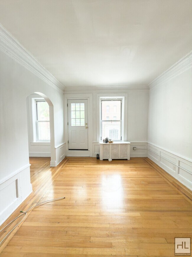 Foto del edificio - Beautifully Renovated 3-Bedroom with Priva...