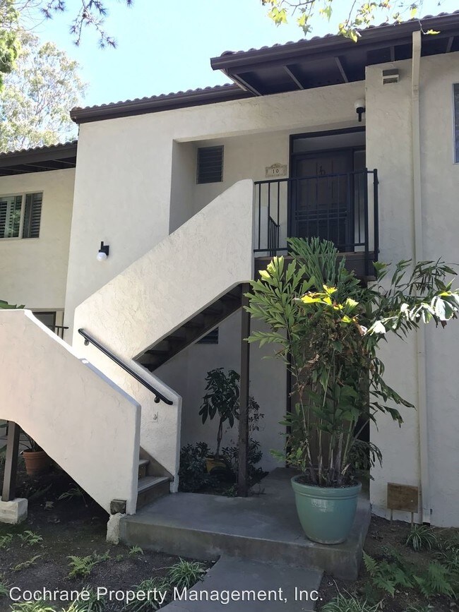 Foto del edificio - 1046 Miramonte Dr