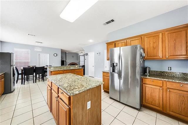 Building Photo - 8501 Mesa Verde Dr