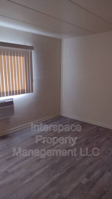 Primary Photo - 9957 S Cicero Ave
