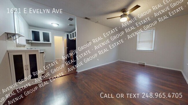 Building Photo - 1621 E Evelyn Ave