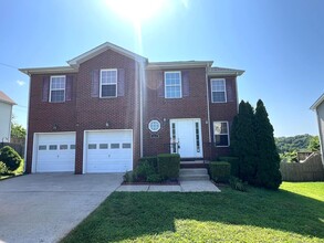Building Photo - 1517 Buchanon Dr
