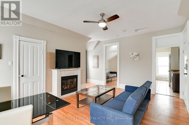 Building Photo - 337 Boler Rd