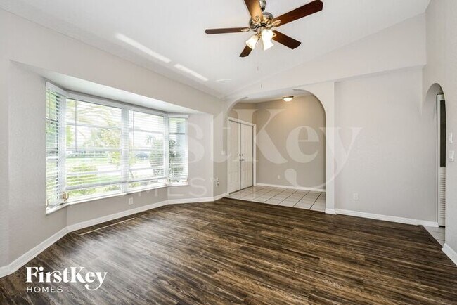 Foto del edificio - 25384 Narwhal Ln