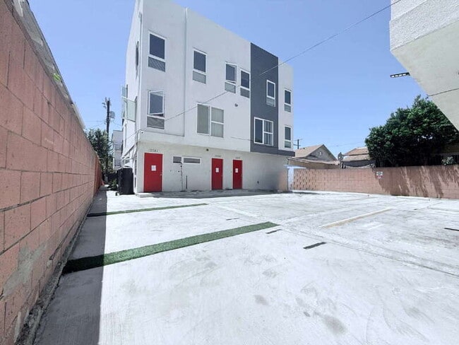 Building Photo - 1258 Leighton Ave