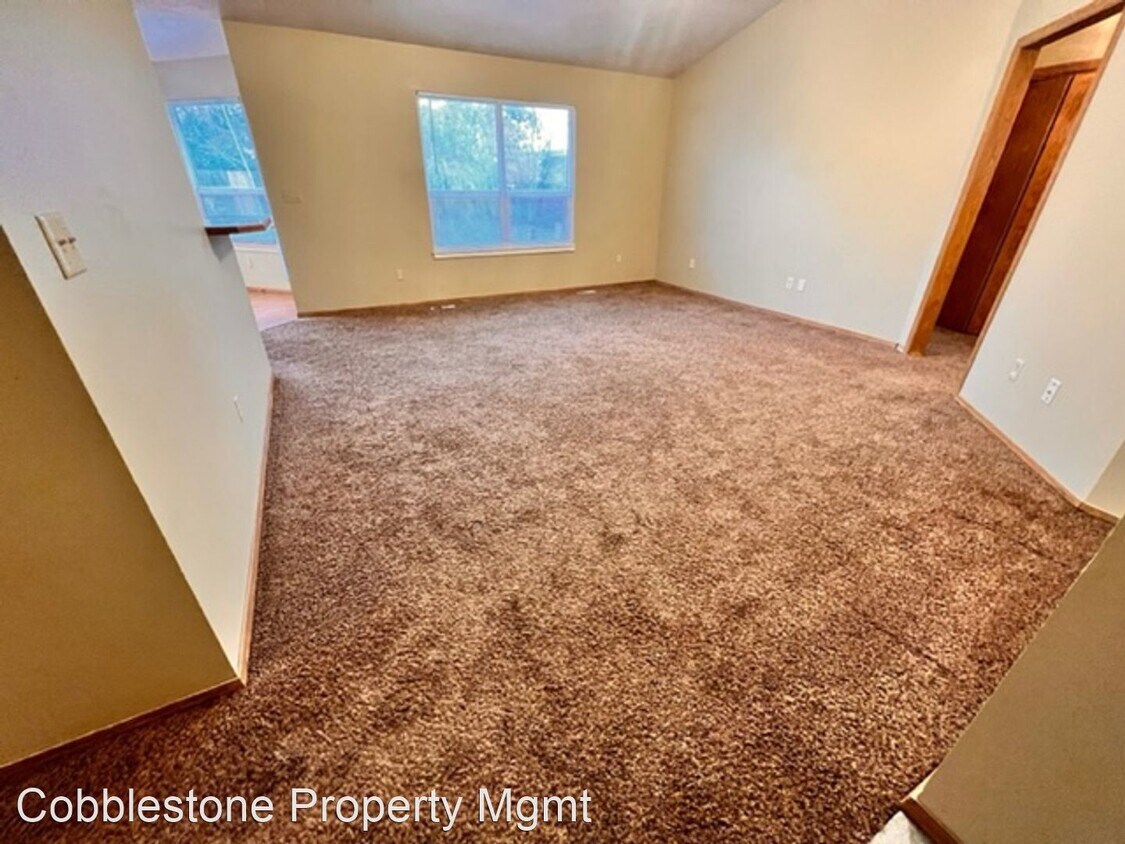 3 br, 2 bath House 678 N. Steed Place House Rental in Kuna, ID