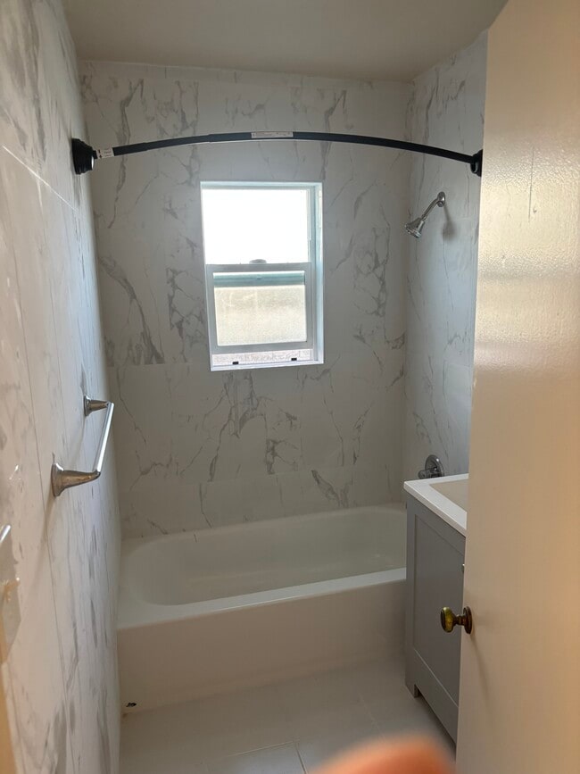 Foto del edificio - 1542 Prospect Ave