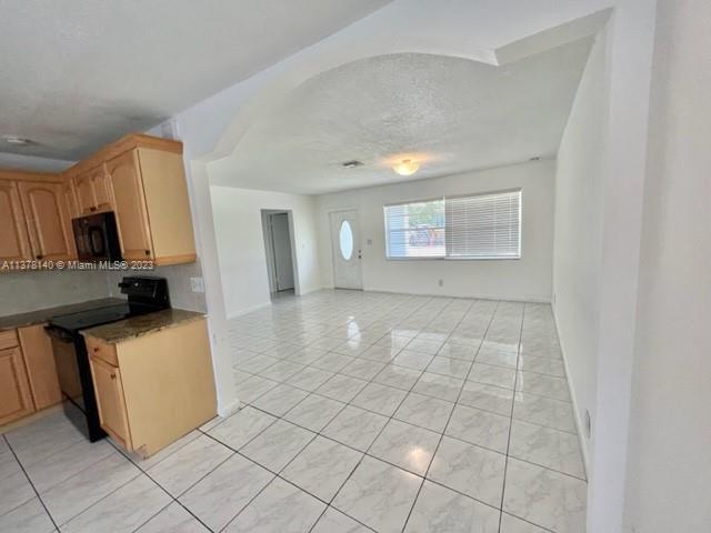 Building Photo - 5180 SW 43rd Terrace