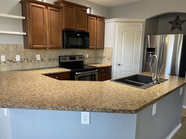 Foto del edificio - Beautiful Home off Stone Oak Pkwy