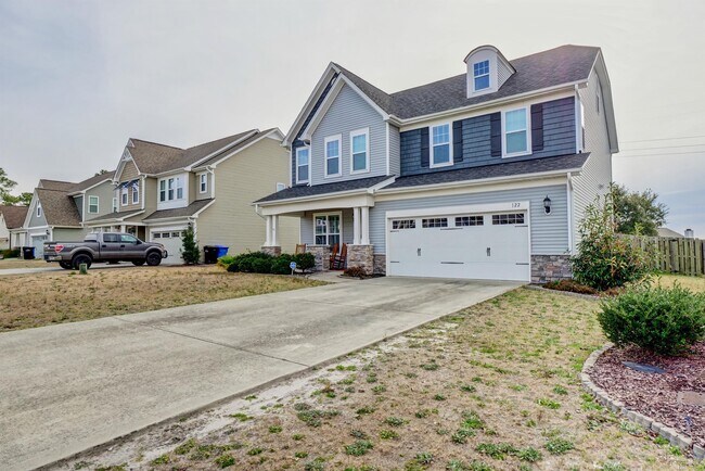 Building Photo - 122 Hampton Dr