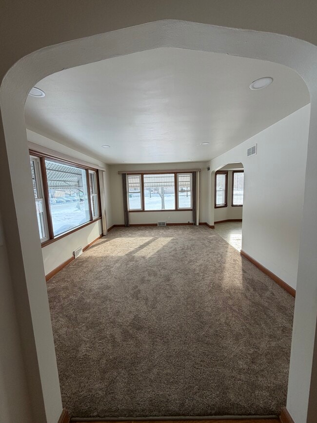 Foto del edificio - 3225 S 40th St