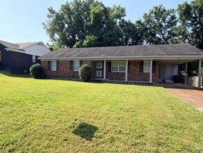 Building Photo - 3865 St Elmo Ave