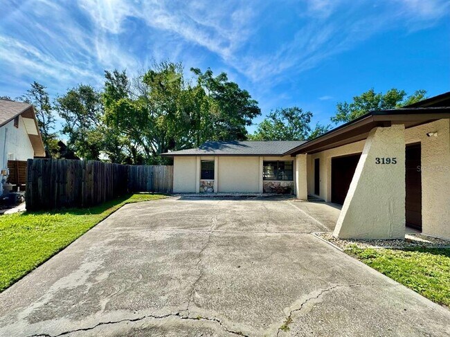 Foto del edificio - 3195 Chamblee Ln