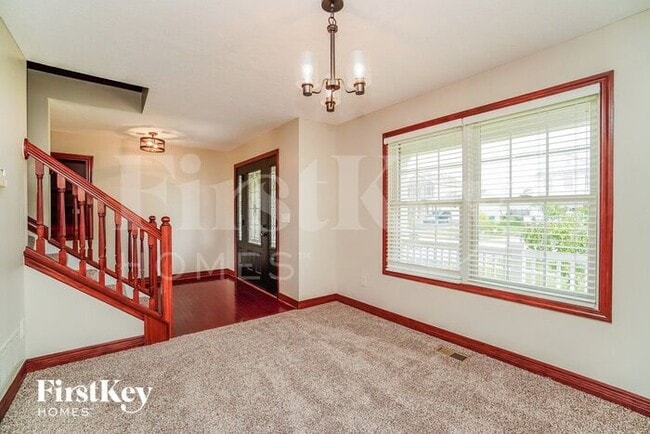 Building Photo - 423 Triple Crown Way
