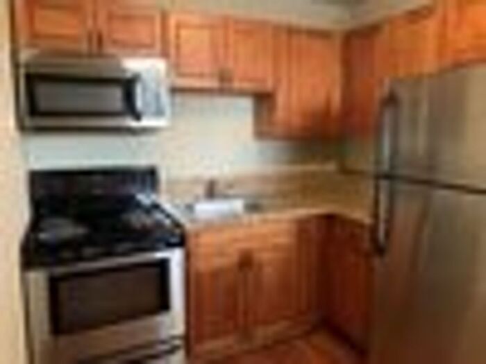 Primary Photo - 1700 Locust-Studio - downstairs -Coming Soon!