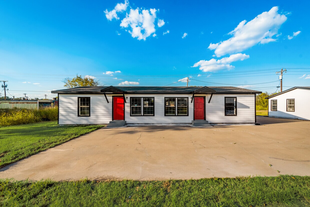 111 Kelly Ln, Seven Points, TX 75143 House Rental in Seven Points, TX