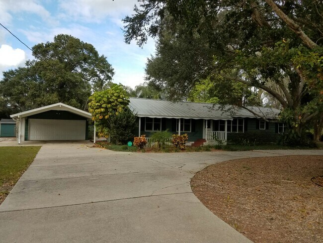 Foto del edificio - 2223 Webber St