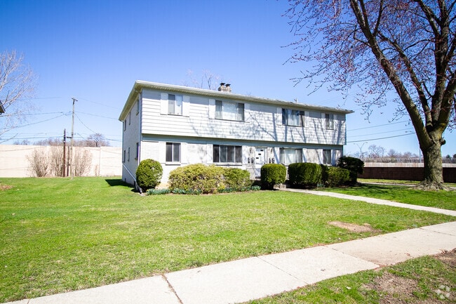 Building Photo - 2954 Carskaddon Ave