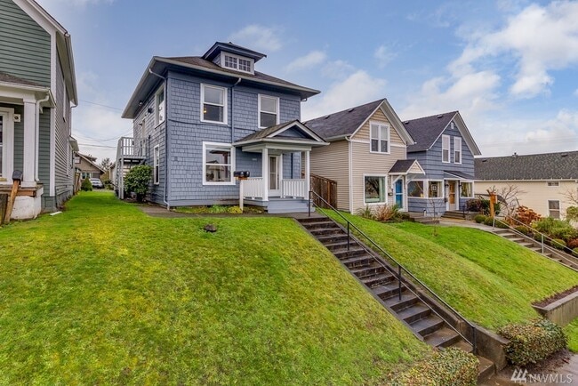 Building Photo - 2112 Wetmore Ave