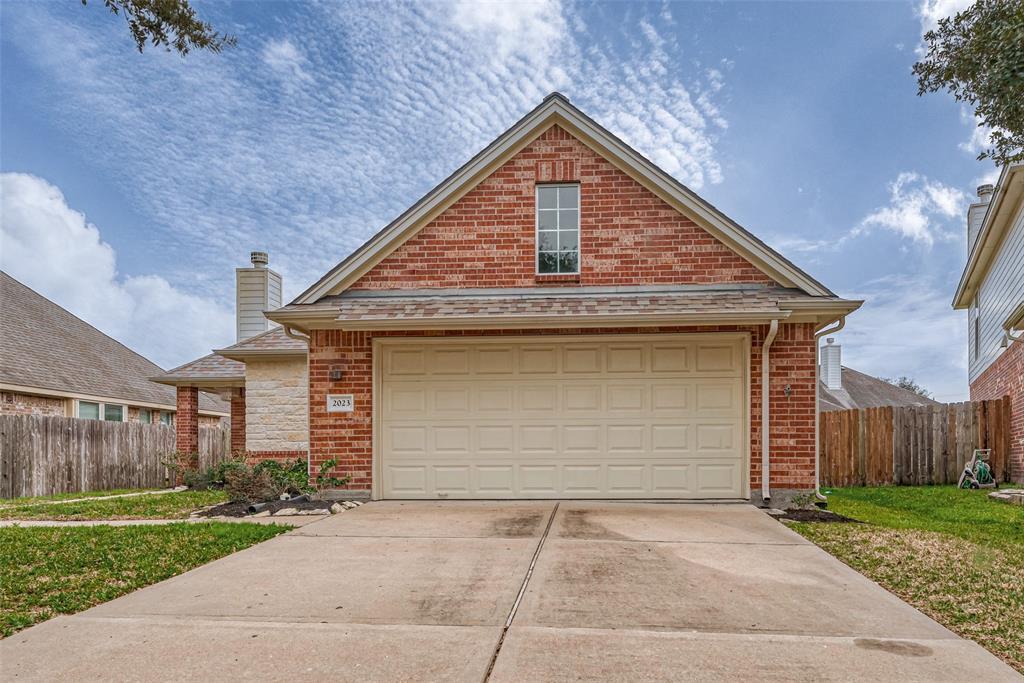 Foto principal - 2023 Knoll Oak Ln